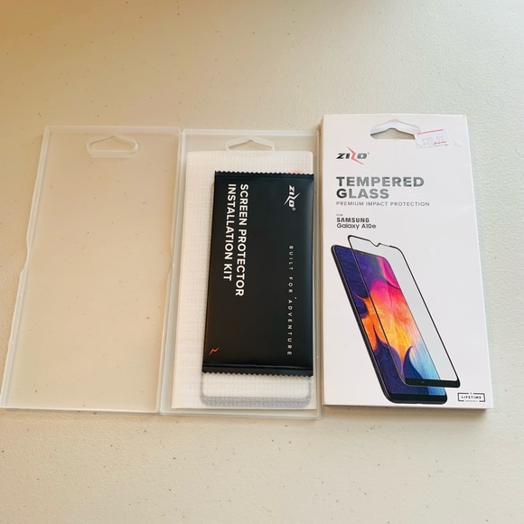 NWT Galaxy Glads Screen Protector - Picture 9 of 12